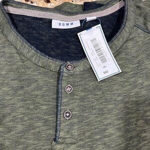 Men’s Rowm Long Sleeve Henley.